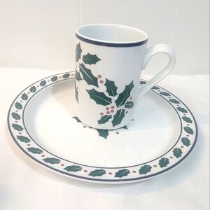 Dansk Bistro Holiday Holly Salad Plates and Mugs, Set of 4, made in Portugal